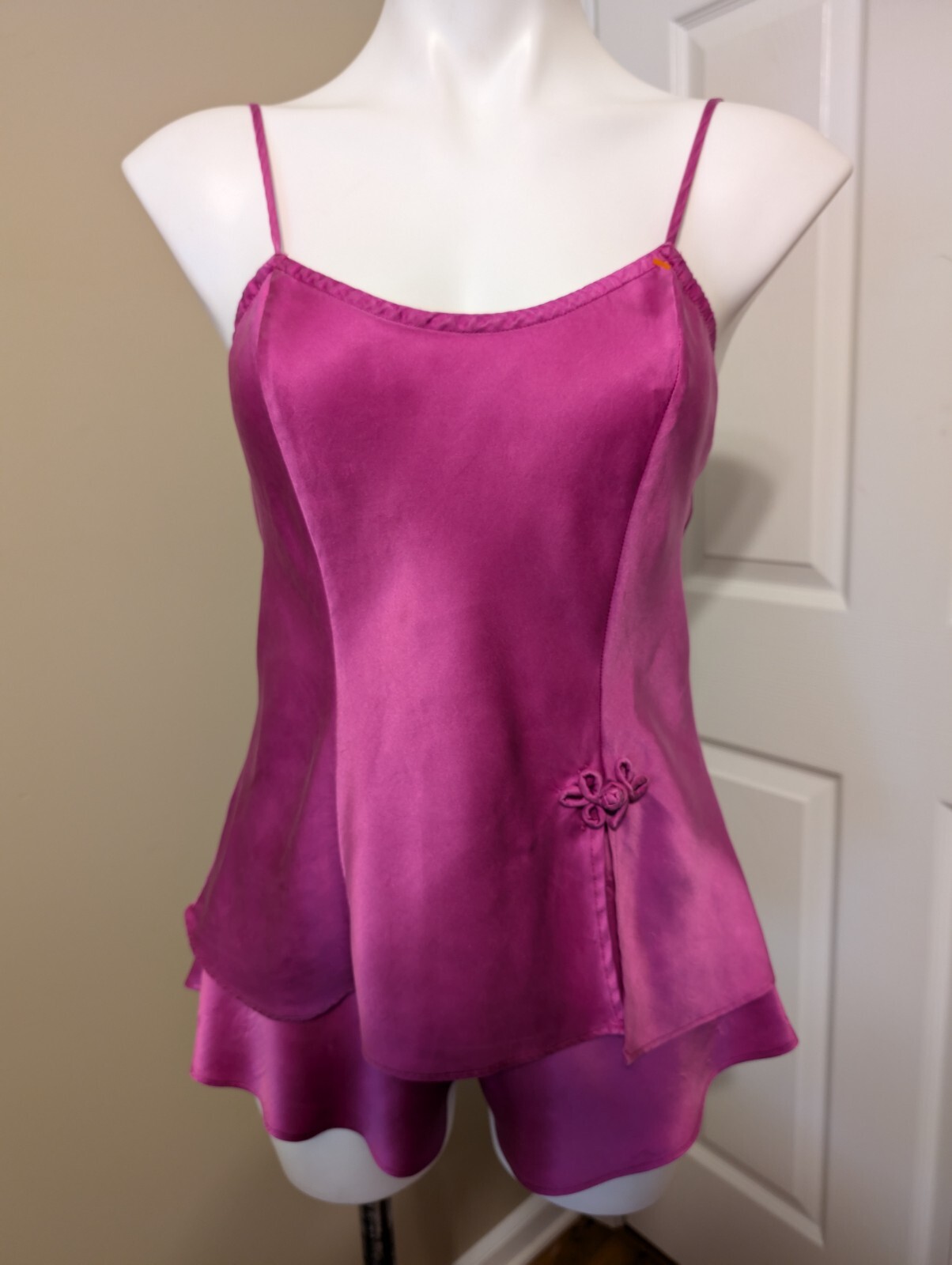 Vtg VICTORIA’S SECRET 100% Silk Fuchsia Pink Cami & Tap Panties Gold Label Sz S