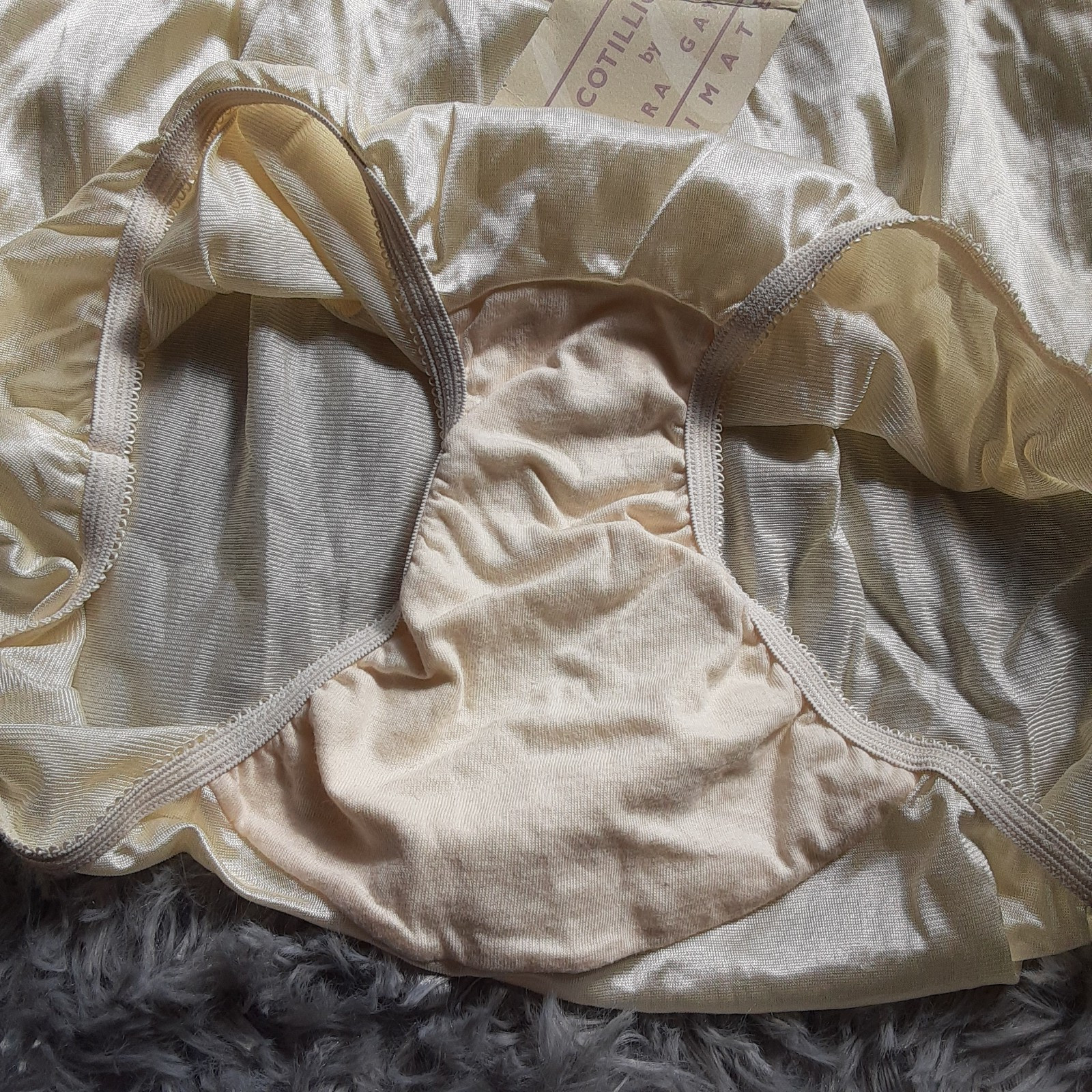Shiny Nylon Cotillion Granny Panties Size 6 Light Yellow NWT Cotton Gusset