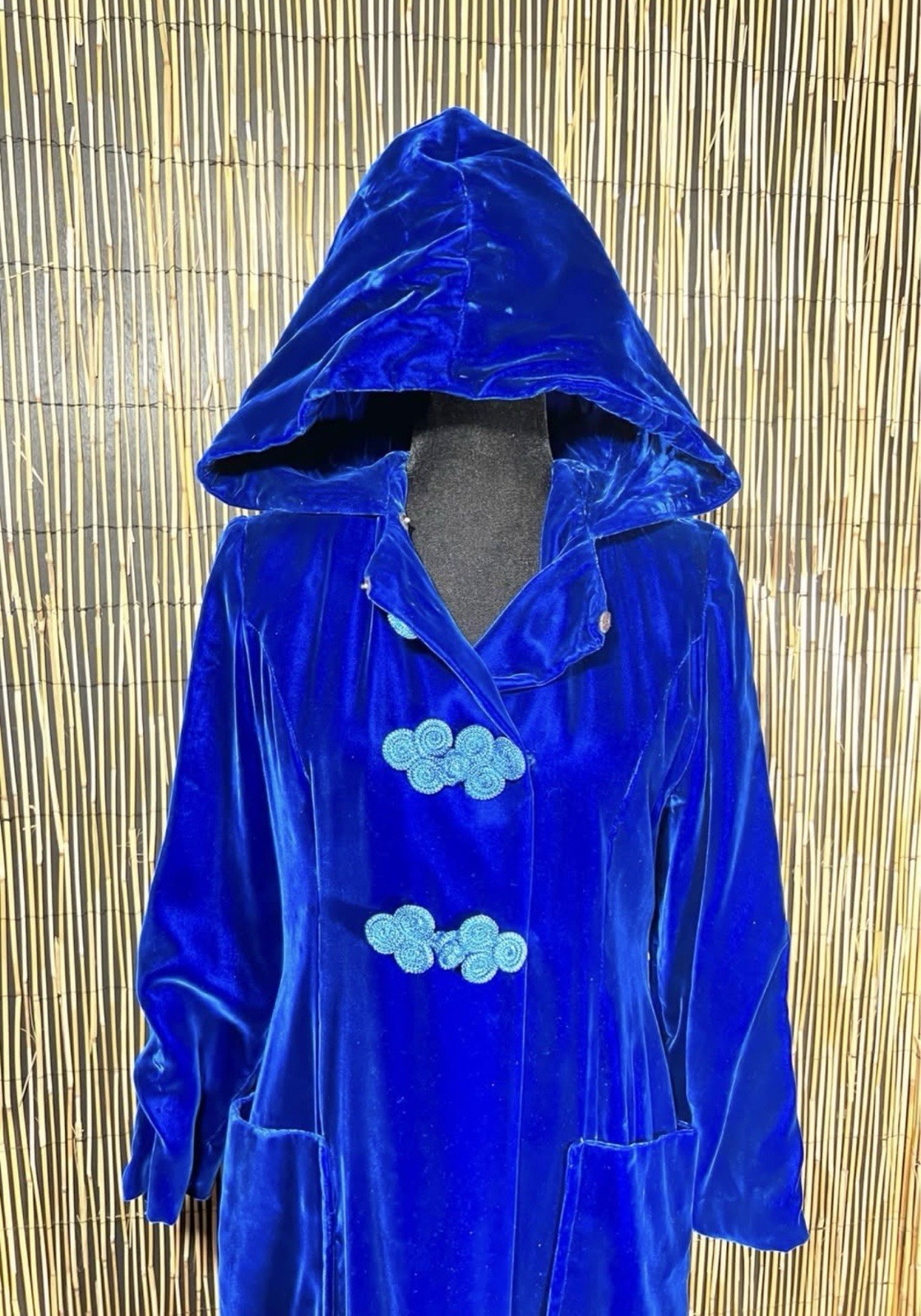 Vintage Bright Royal Blue Velvet Hooded Opera Coat Cape Pin Up Gothic