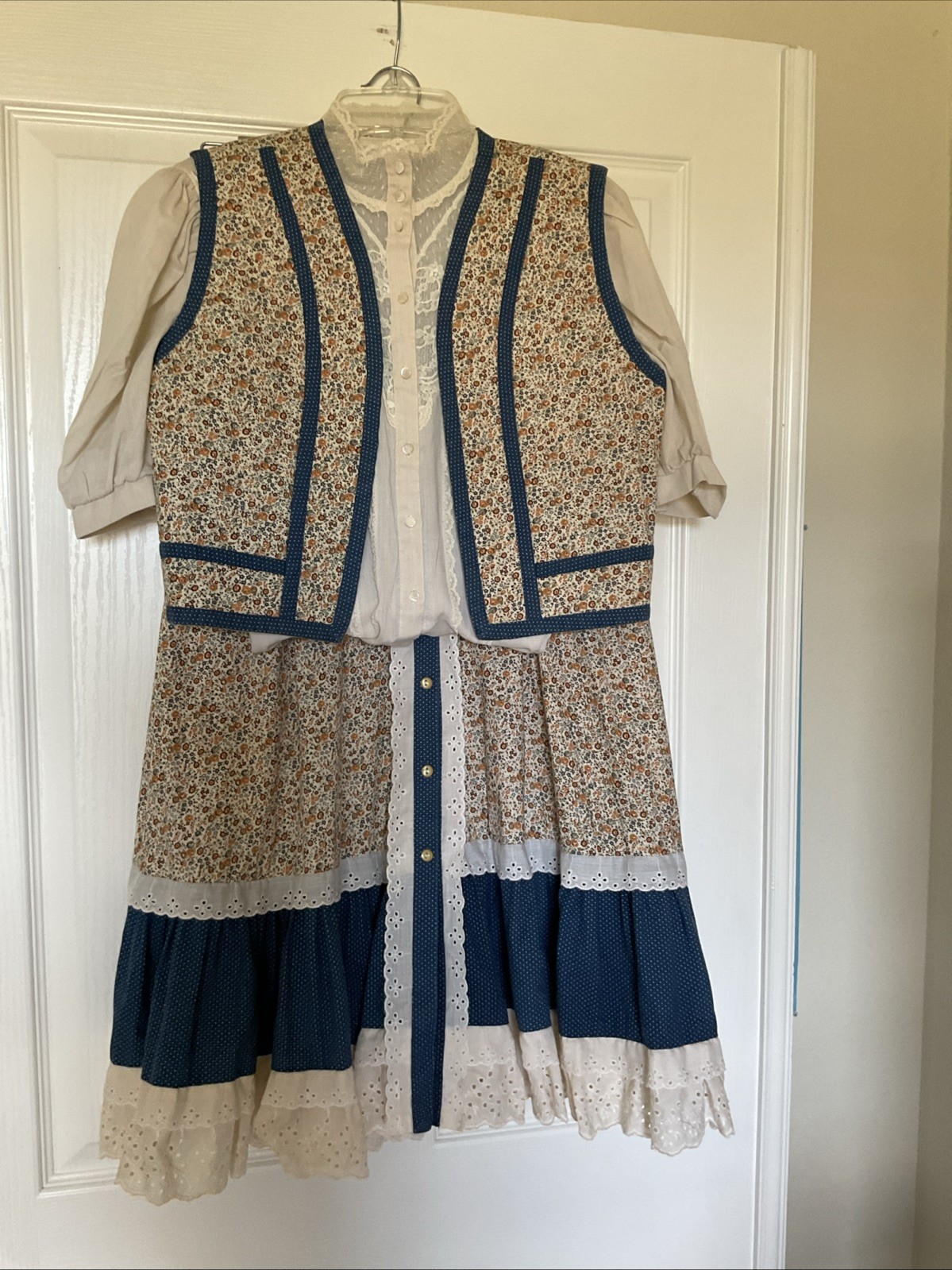 GUNNE SAX PATTERN HANDMADE VINTAGE SKIRT AND QUILTED VEST WITH BLOUSE XS