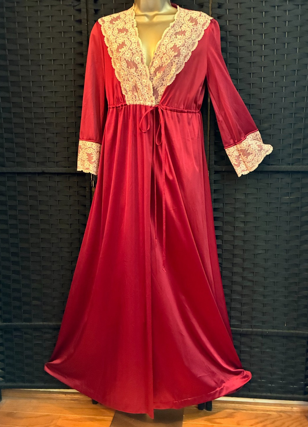 Vintage 70s JCPenney DRESSING ROBE Large RED BURGUNDY Nylon LACE CUFFS Maxi Wrap