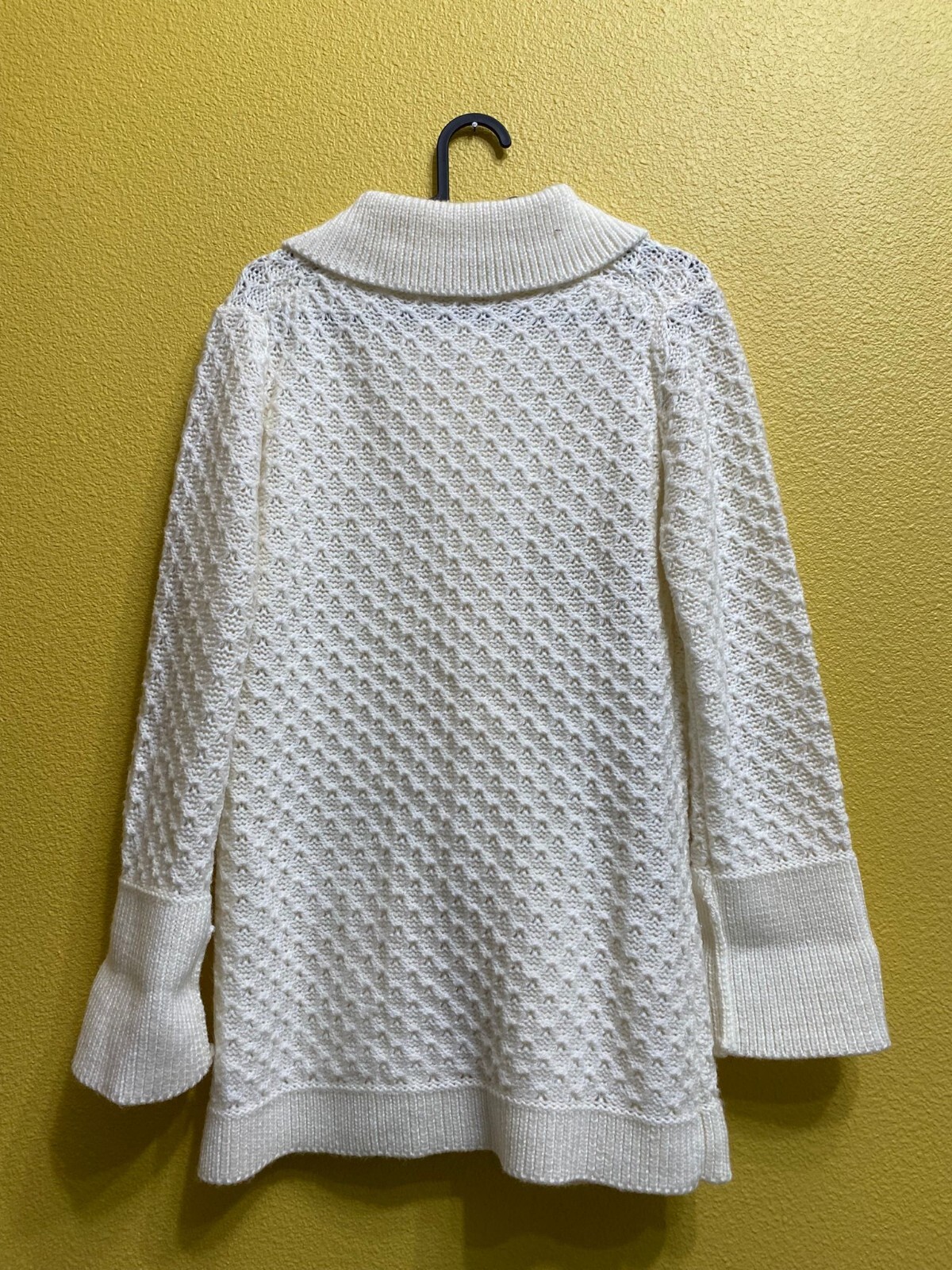 VTG Montgomery Ward Women White Knit Sweater Size M Winter NOS