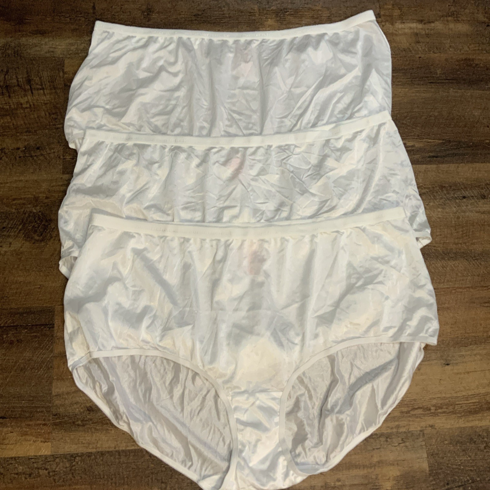 Comfort Choice Women’s Plus Size Stretch 3 Pair Nylon Briefs Size 13 White