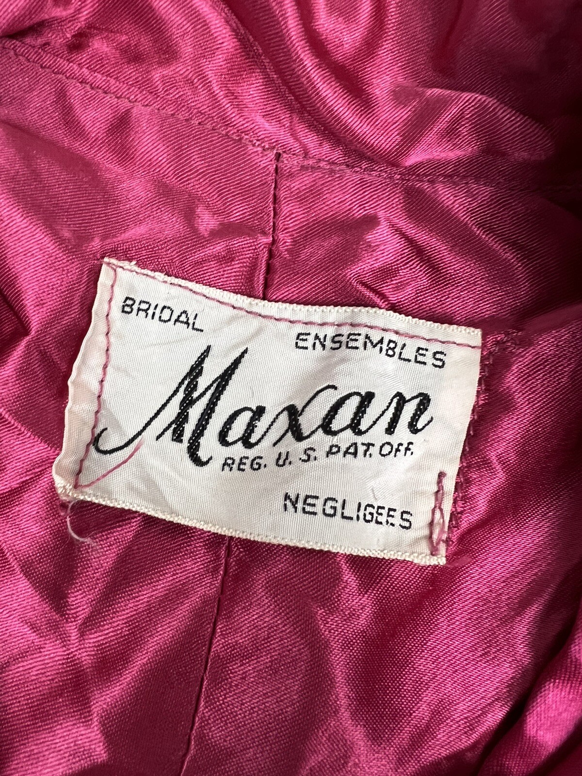 Vintage 1940s Maxan Bridal Negligee Housecoat Robe Barbiecore Hot Pink Regal