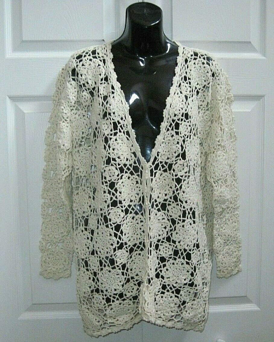 Styles to Go Women’s Large Crochet Knit Top Sweater Long Sleeves Buttons Front