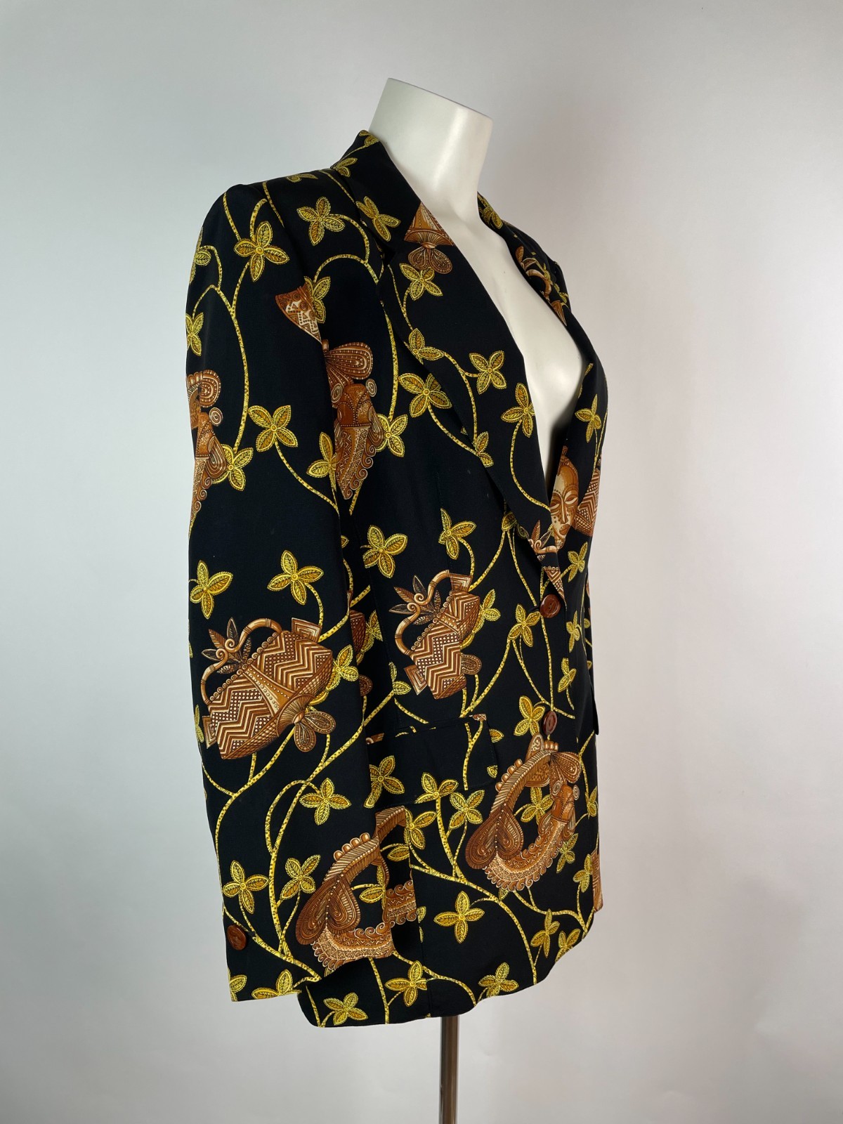 Vintage 80s ESCADA Rare Stunning Tribal Print Black 100% Silk Jacket 42 Germany