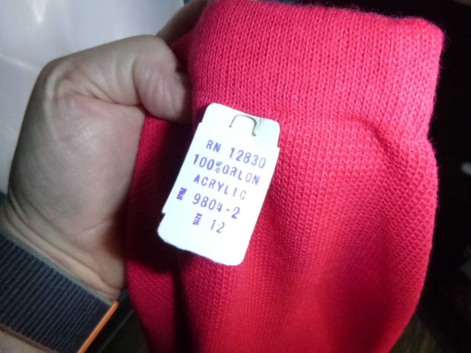 NOS Vtg 70s Sweater Knit Skirt & Top Magenta Off White Embroidered Flowers Sz M