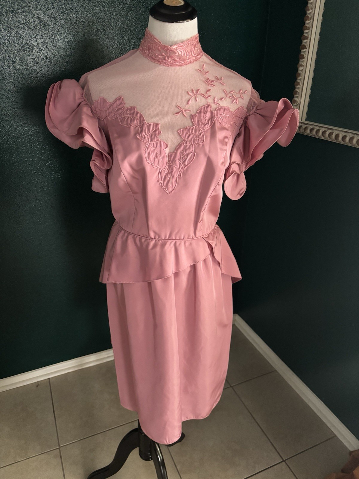 1980 Vintage Rose Lace High Neck Ruffle Sleeve Dress Knee Length L/XL