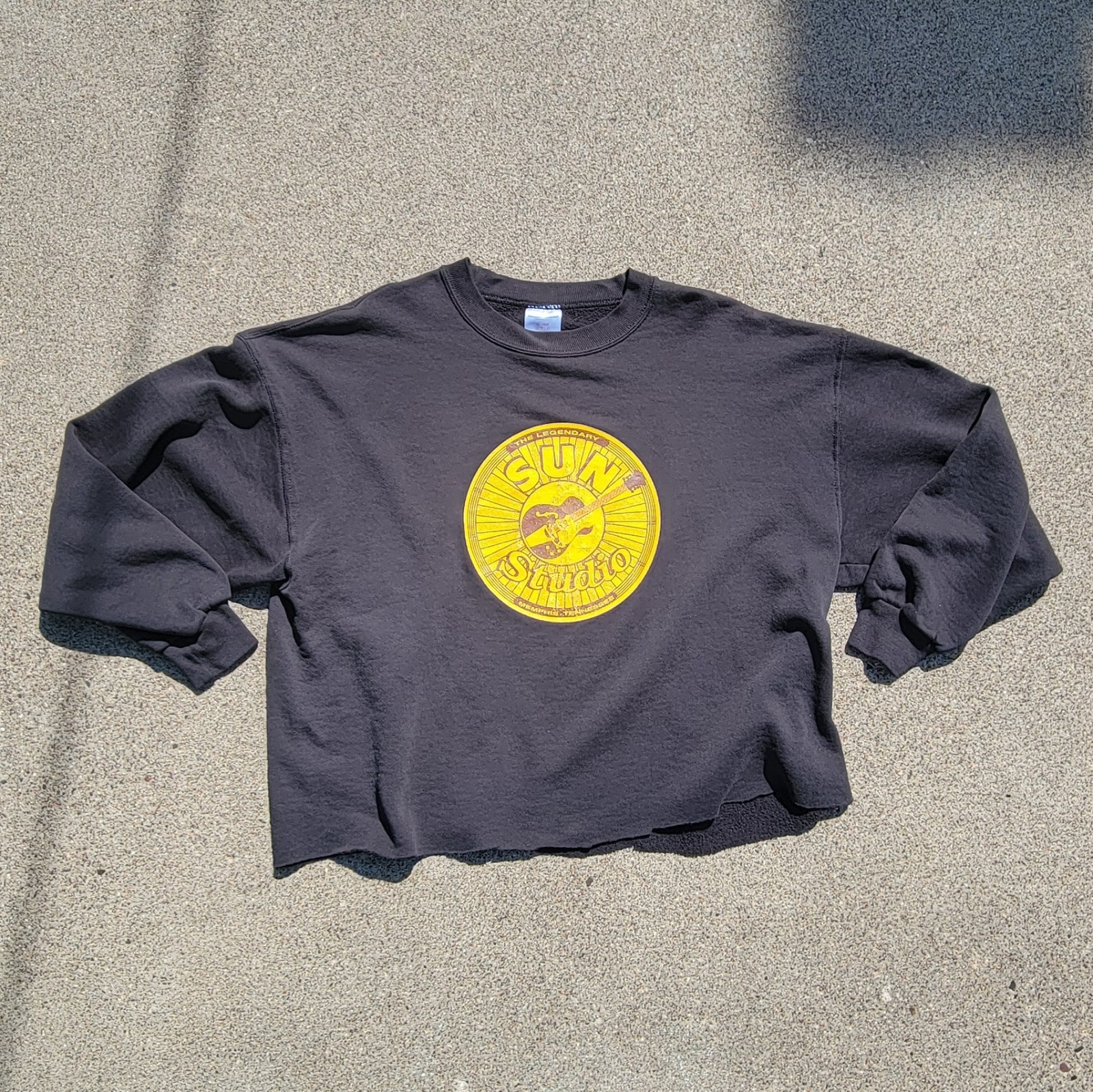 Vtg Sun Studio Memphis, TN Elvis Black Jerzees Super Sweats XL Crop Boxy 24×24