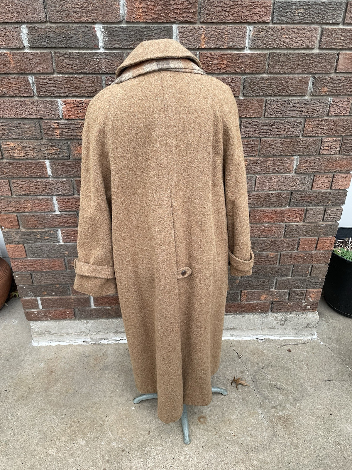 Vtg 70s Brown Wool Heavy French Coat w/ Built In Scarf Wrap Full Length Womens M