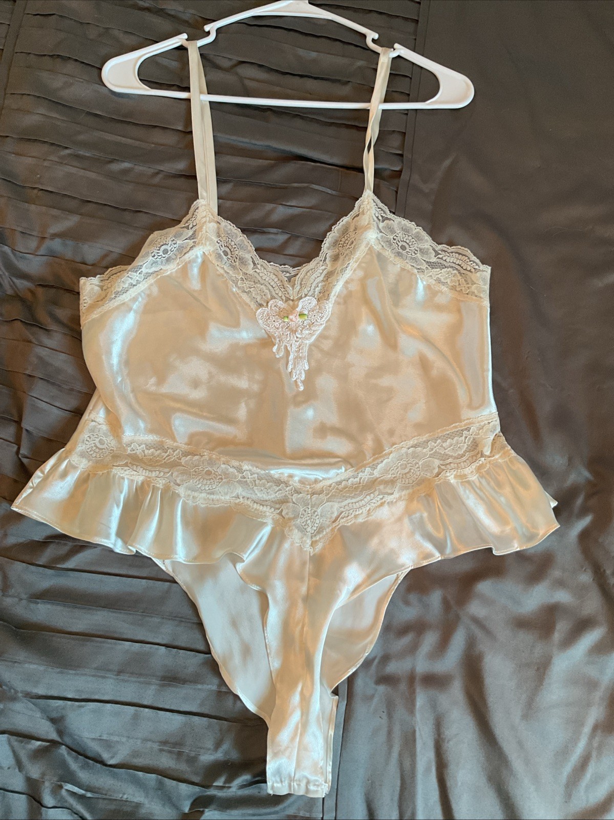 Vtg Glossy Liquid Satin Lace Flutter Teddy Lingerie Bridal Large Rosette Ruffled