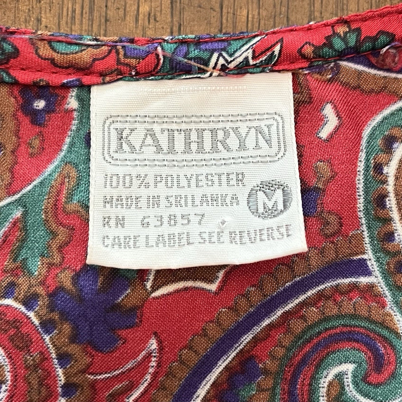 Vtg 90s Kathryn Lingerie Red Multi Paisley Satin Top & Shorts Set Size M