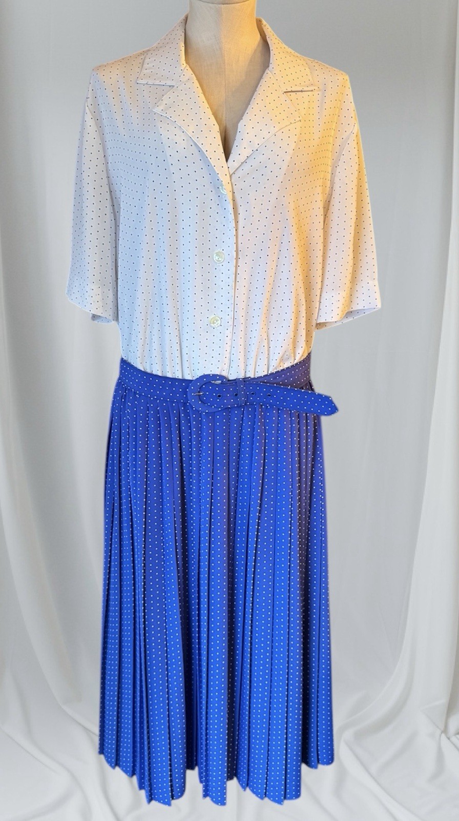 Vintage Leslie Fay Women’s Dress 16 WP Petite Blue White Dots Pleated 80s 90s