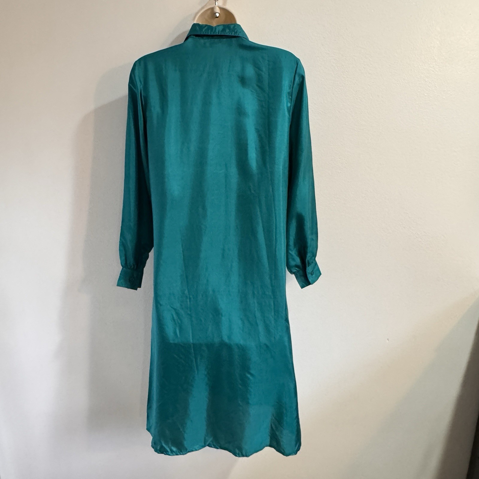 Vintage 80s Shirt Dress Tunic 6P Satin 100% Silk Emerald Green Button Front