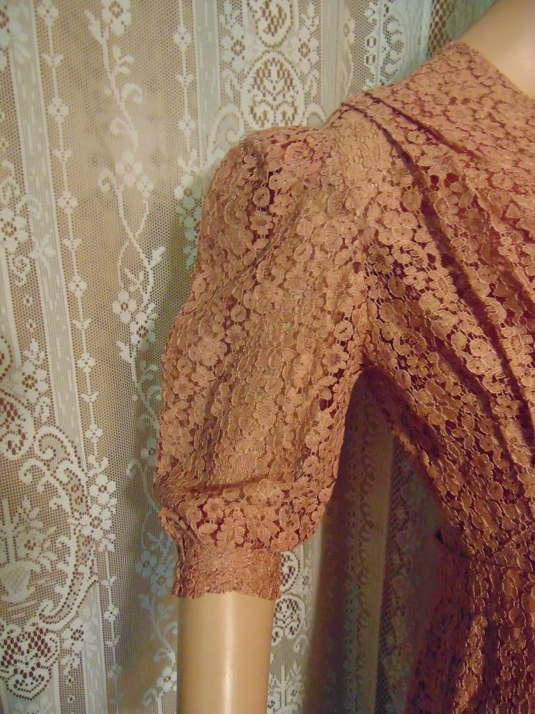 VTG 30s Peach Alencon Lace Puff Sleeve Dress & Matching Taffeta Slip 32W