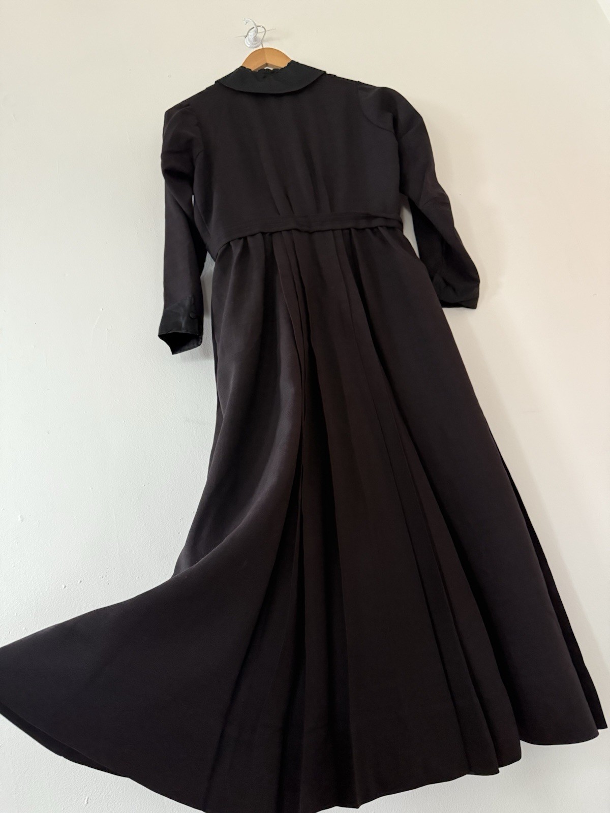 Antique Victorian Wool Crepe Full Length Winter Wrapper Dress/Duster Mourning M