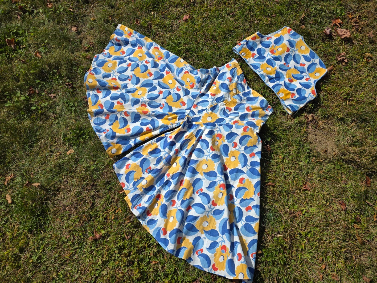ART DECO 1930’S FLORAL PRINT BEACH PAJAMAS W THE BIGGEST BELL LEG PANTS EVER