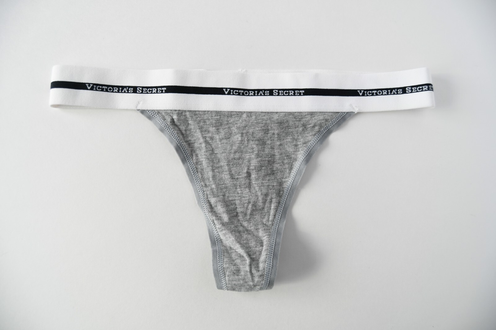 1 VTG Victoria’s Secret 2010s Thick Logo Cotton V-String Thong Panty SMALL