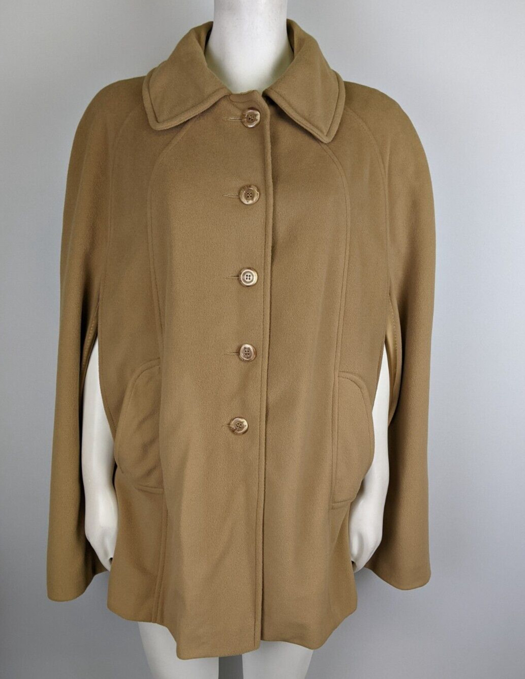 Vintage Women’s Cape Coat Poncho Tan Brown Classic KASHMIRACLE