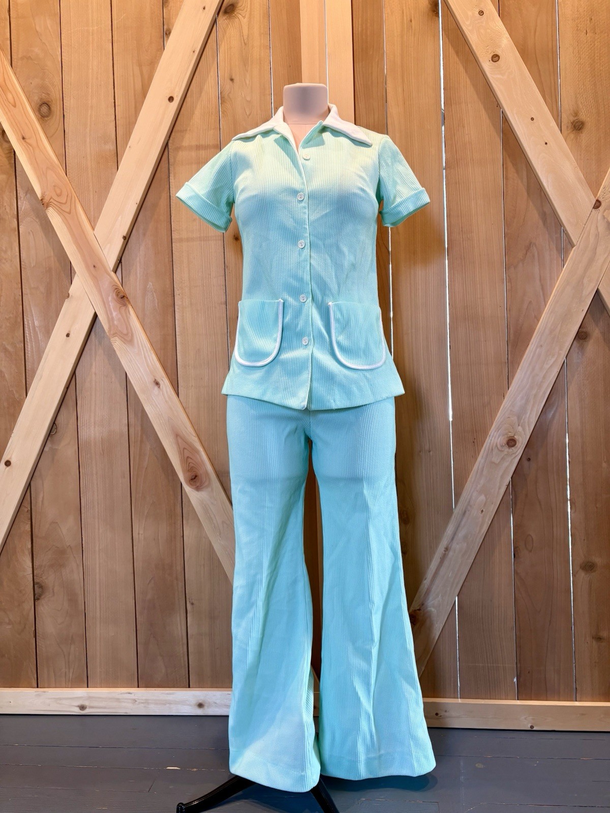 Light aqua green and White Women’s Vintage Top & Pants Set Short Sleeve