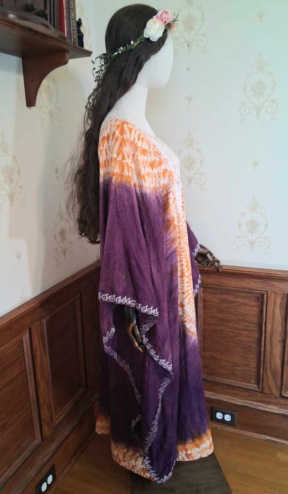 Vintage 1970s Handmade Purple Orange Embroidered Tie-Dye Bohemian Hippie Caftan
