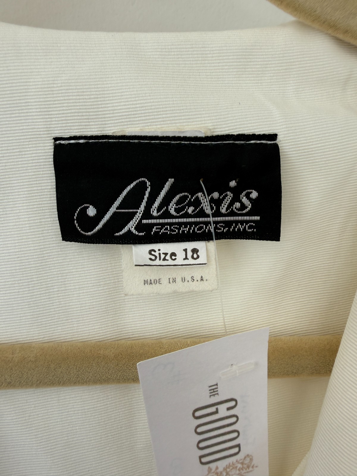 Vintage 1980s Alexis Fashions White Jump Suit with Belt