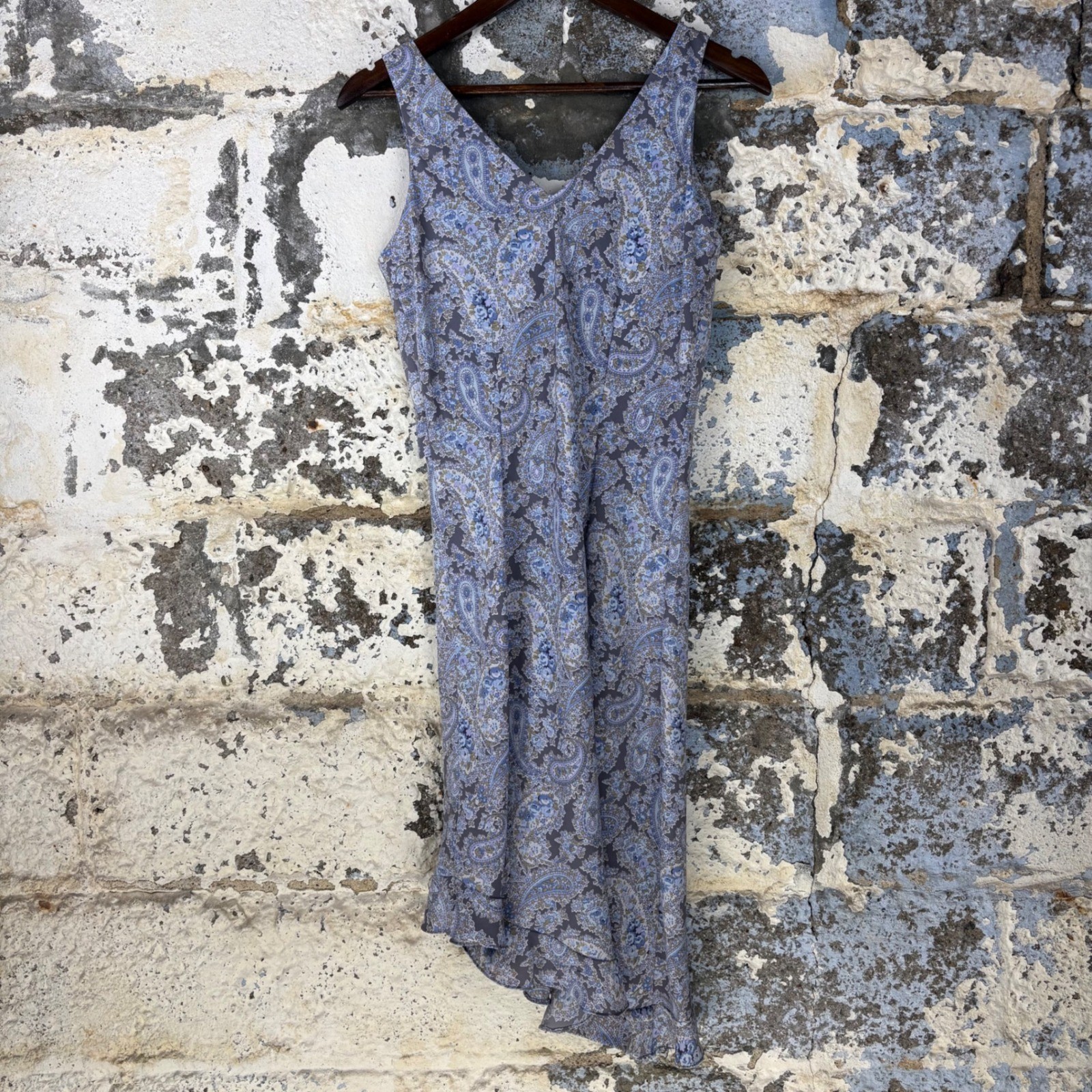 Vintage 90s DBY Blue Paisley Floral V-Neck Asymmetrical Ruffle Midi Dress Sz 7/8