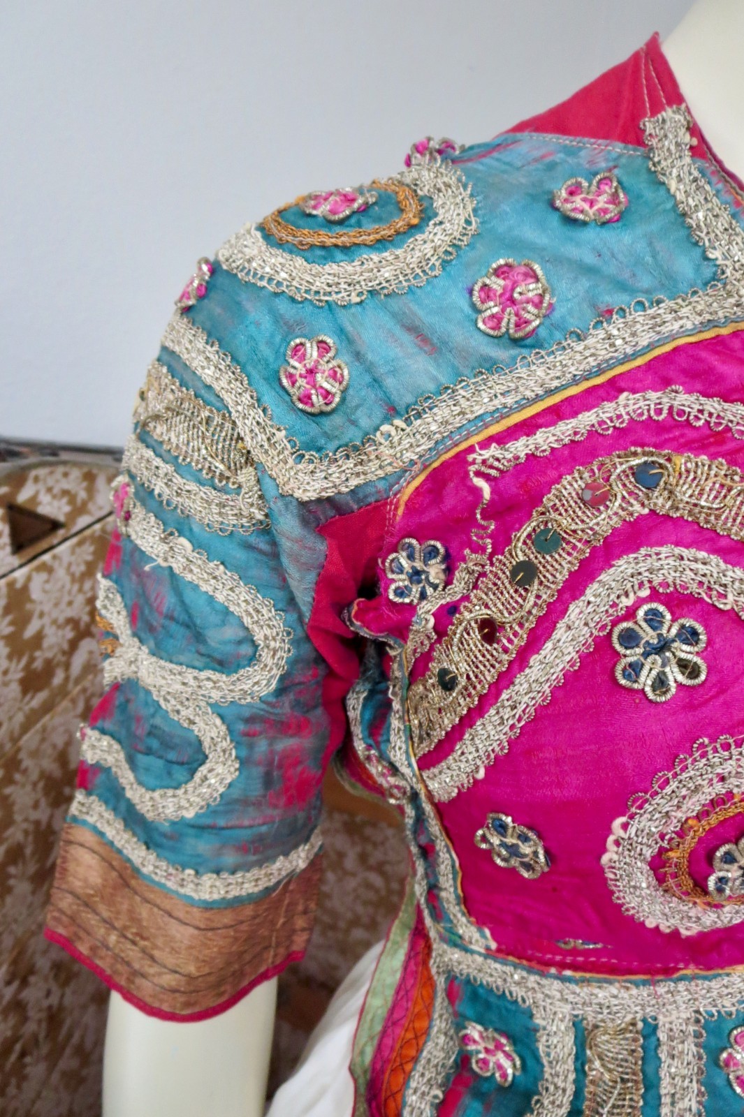 Antique Indian Choli Tribal Banjara Top Silk Metallic Thread Embroidery Backless