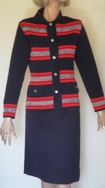 Vintage Navy Blue, Red White Via Appia Knit Suit Made in Italy 8