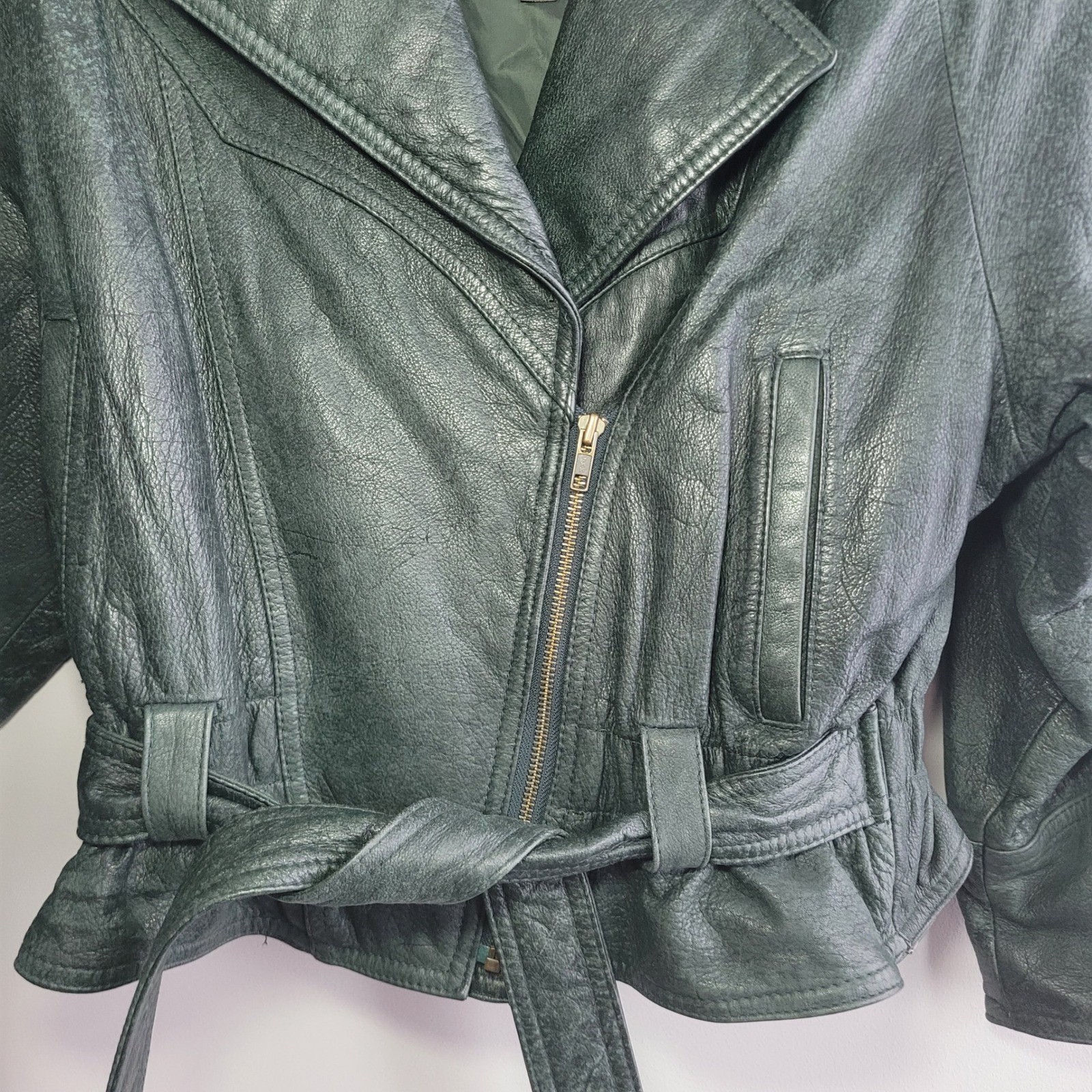 Vintage Adventure Bound Wilson’s dark green leather bomber jacket thinsulate