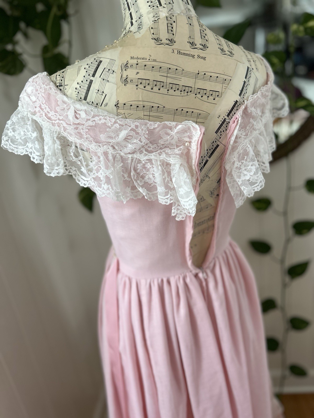 Vintage Prairie Dress 1970s Victorian Revival Pink Gauzy Ruffle Lace Sax Style