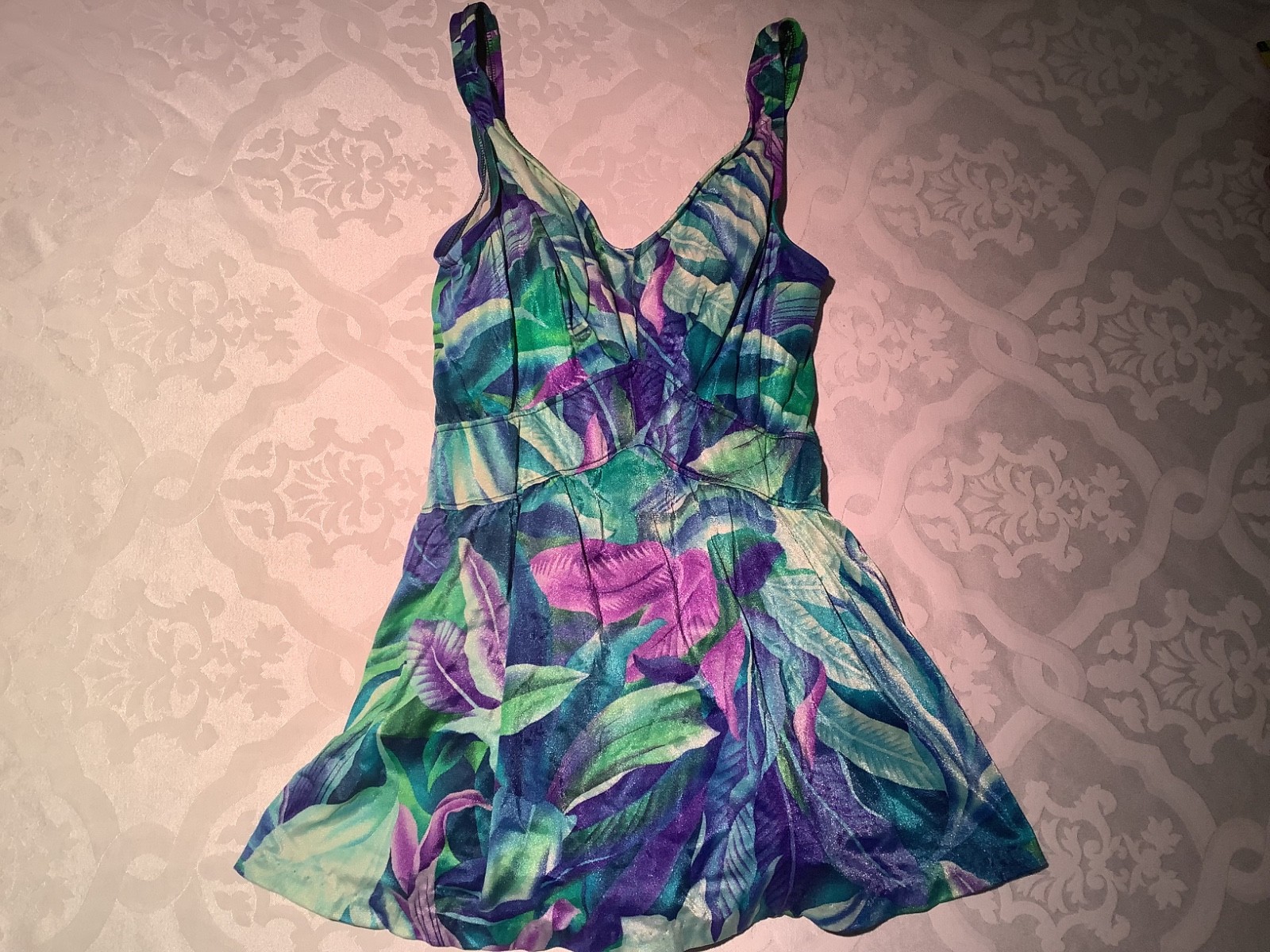Vintage Jantzen Women’s Skirted One Piece Bathin Suit 1980’s Blues Greens Purpl