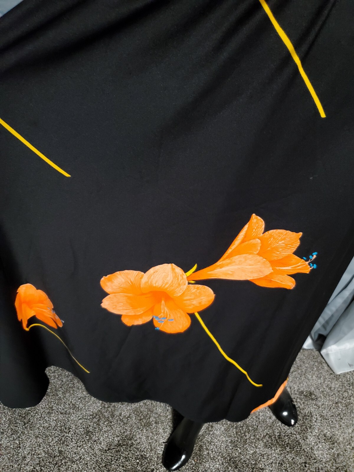 S-M VTG 1960s 70 Hawaiian HIBISCUS Maxi Skirt Flower boho Hippie Black W/ Orange