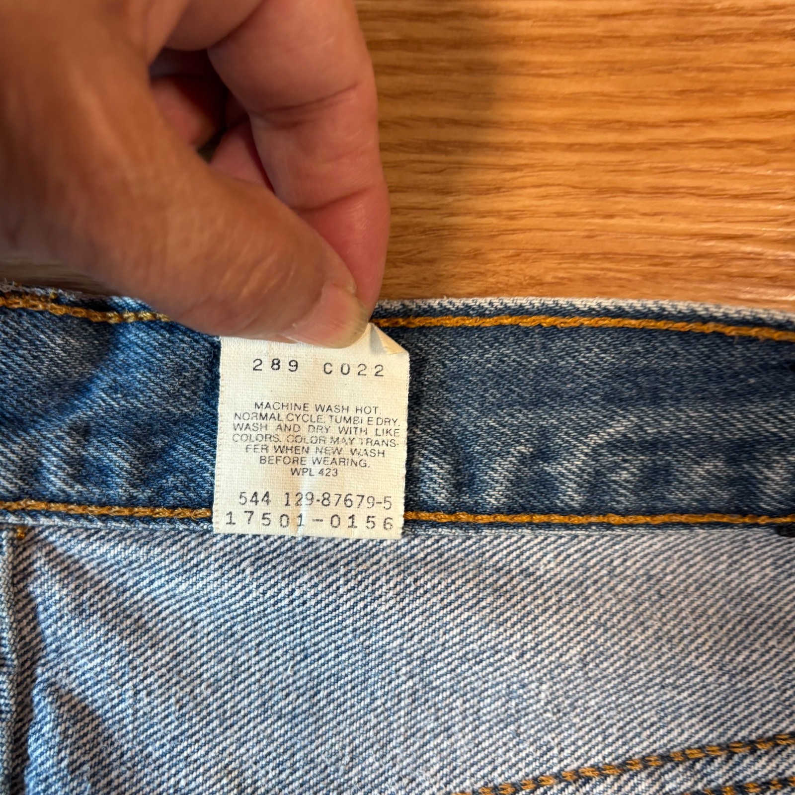 VTG Levi’s 501 Jeans 80s High Waisted Tapered Women’s 28×28 Med Wash Made in USA