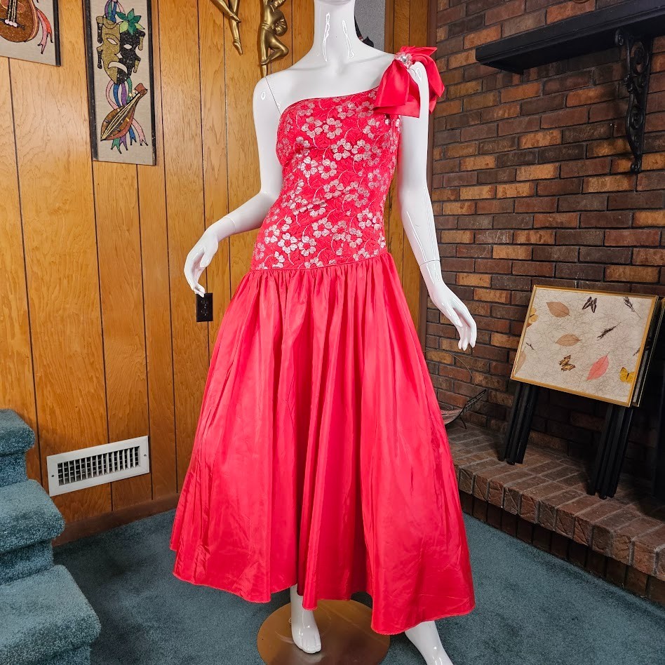Vtg 80s Eve of Milady One Shoulder Satin Silver Ball Gown Prom Pageant Dress S