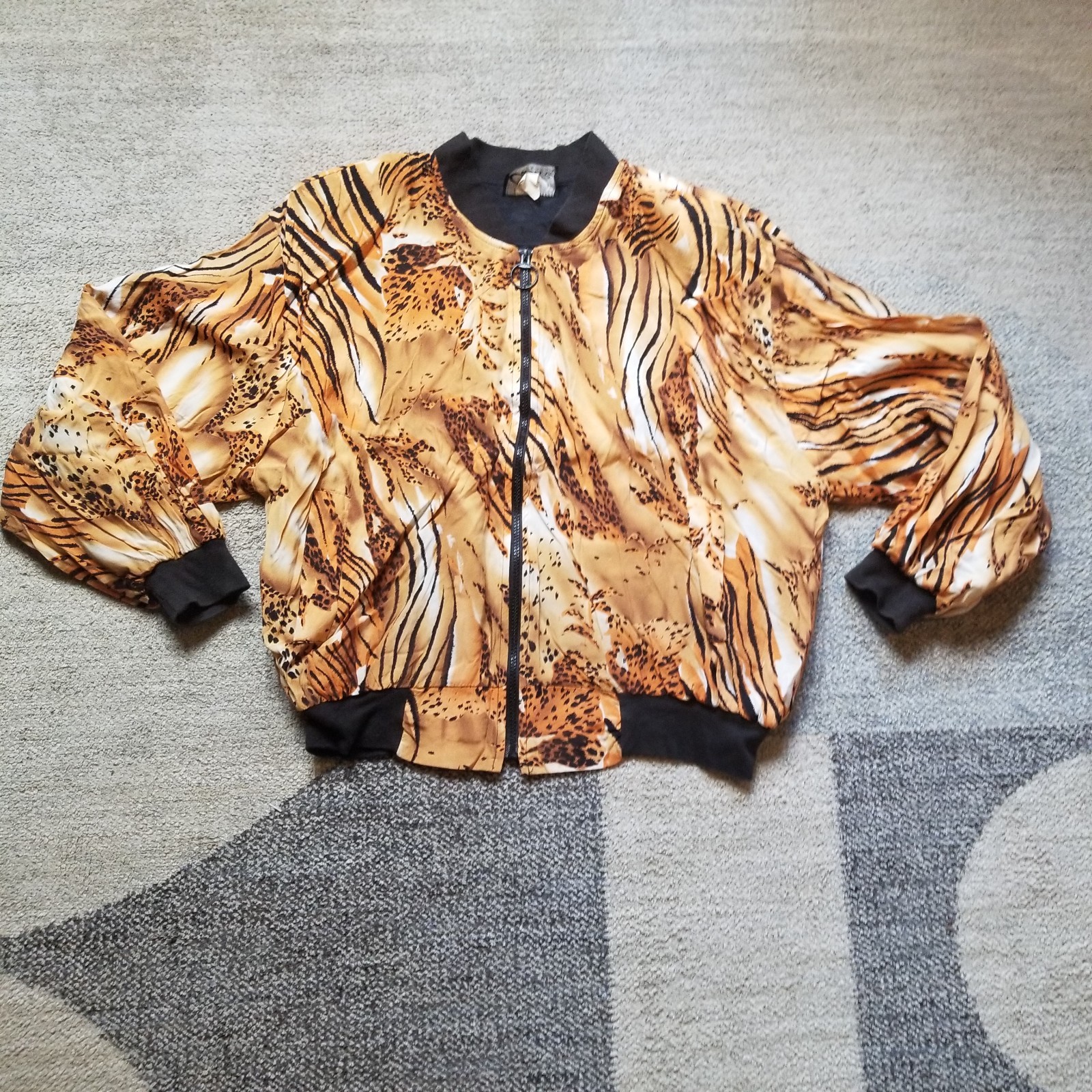 Vintage Caribe California Bomber Jacket Women XL Animal Print Tiger Leopard 80s
