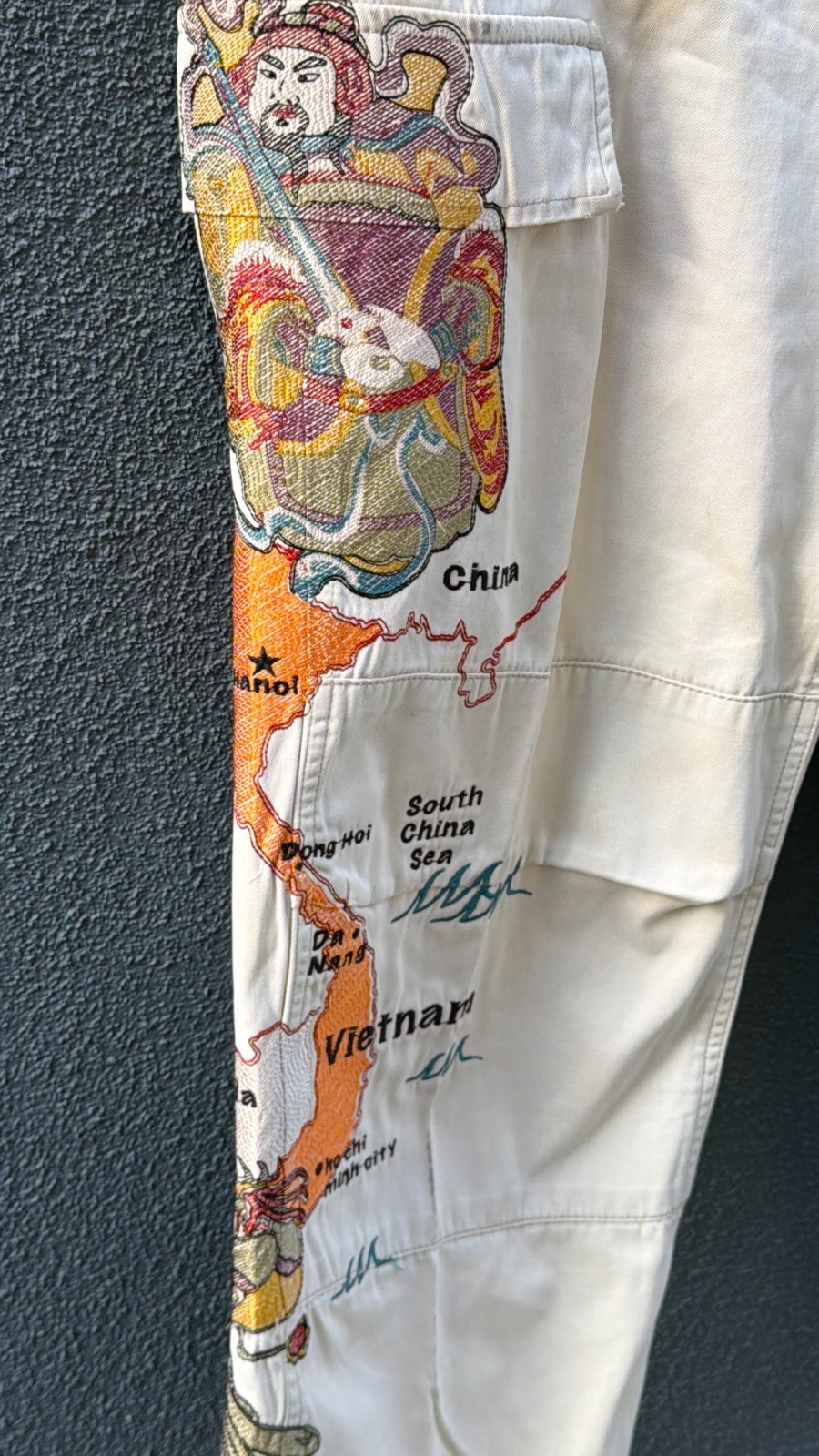 Vintage Y2K Da Nang „Surplus Indo-Chine” Embroidered Vietnam Map Cargo Pants