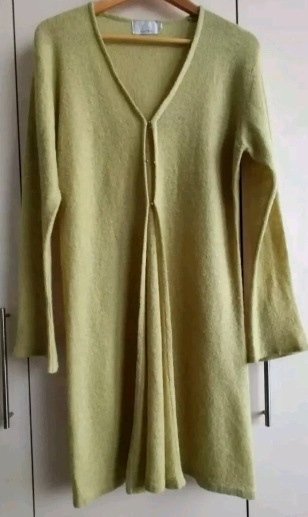 Beautiful vintage long thin cardigan, 35% lana wool, 35% acrylic, 30% nylon