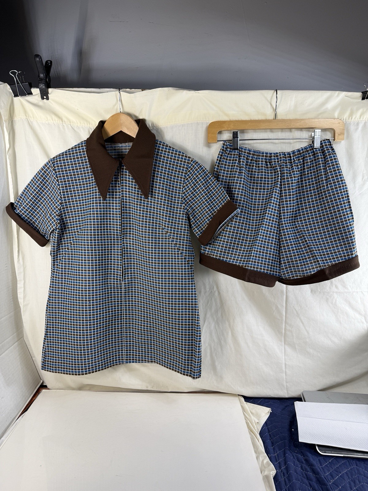 Vintage 70s 2pc Shorts Leisure Set Blue Brown Plaid Dagger Collar Knit Disco M