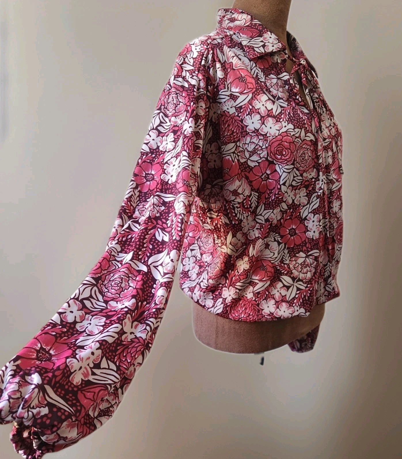 70s Queen Casuals Blouse Size 14 Top L Floral Collared Tie Union Made USA