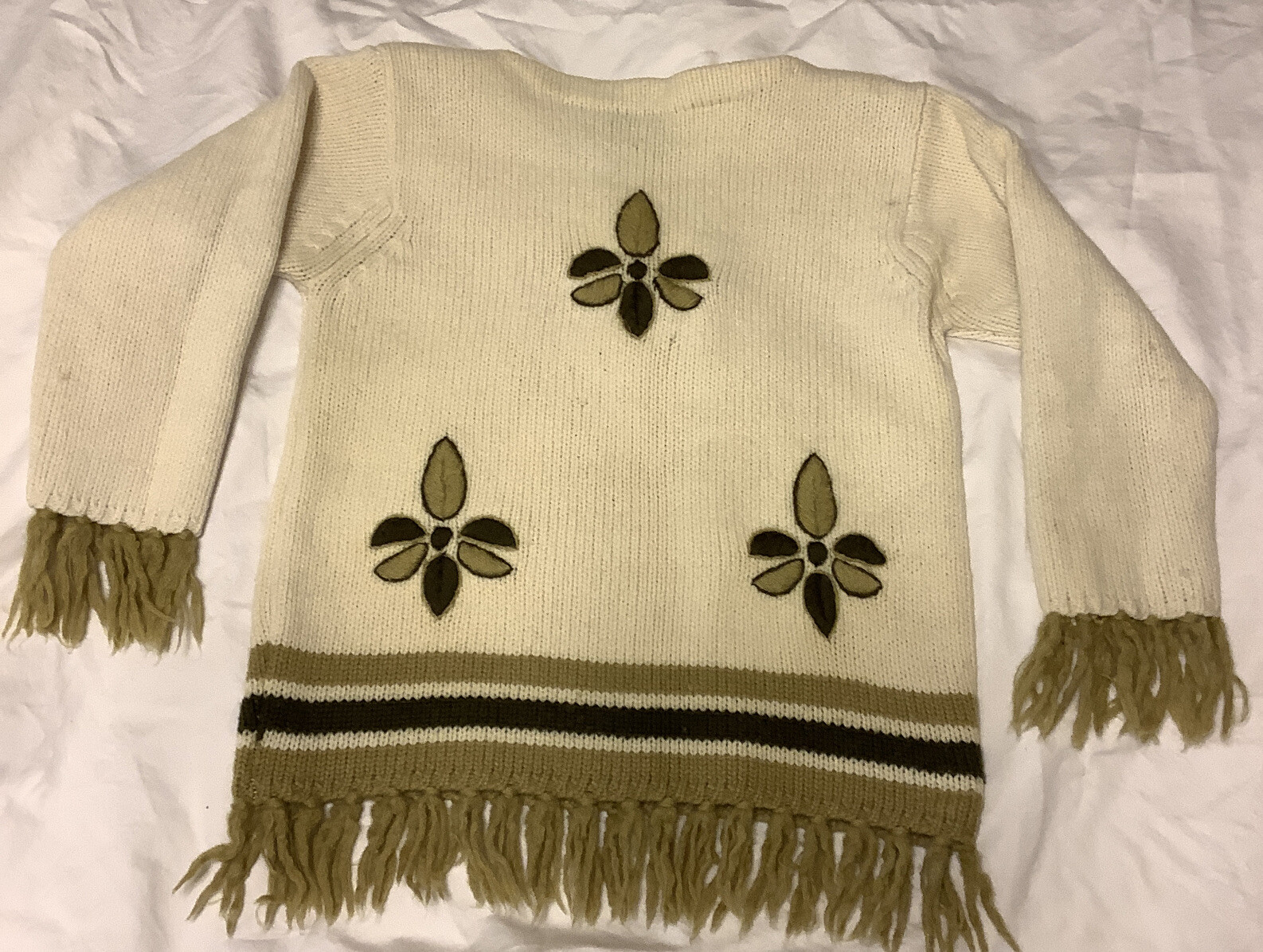 Women’s Virgin Wool Sweater ~White Green Fringe S/M Elliot Imports 1960’s Cute
