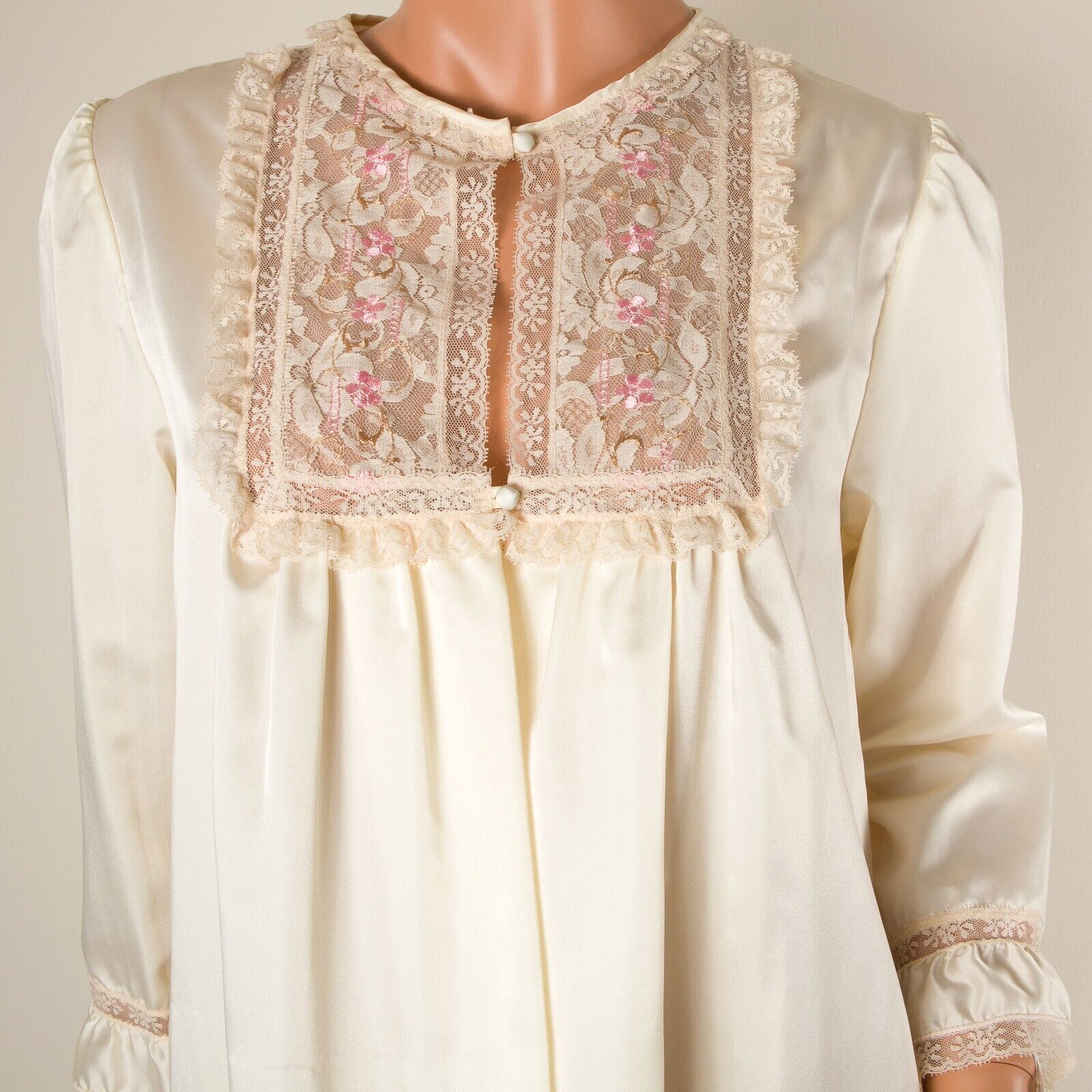 💖BARBIZON Ivory Cream Maxi Robe Nightgown Soft Silky Nylon Embroidered Lace M