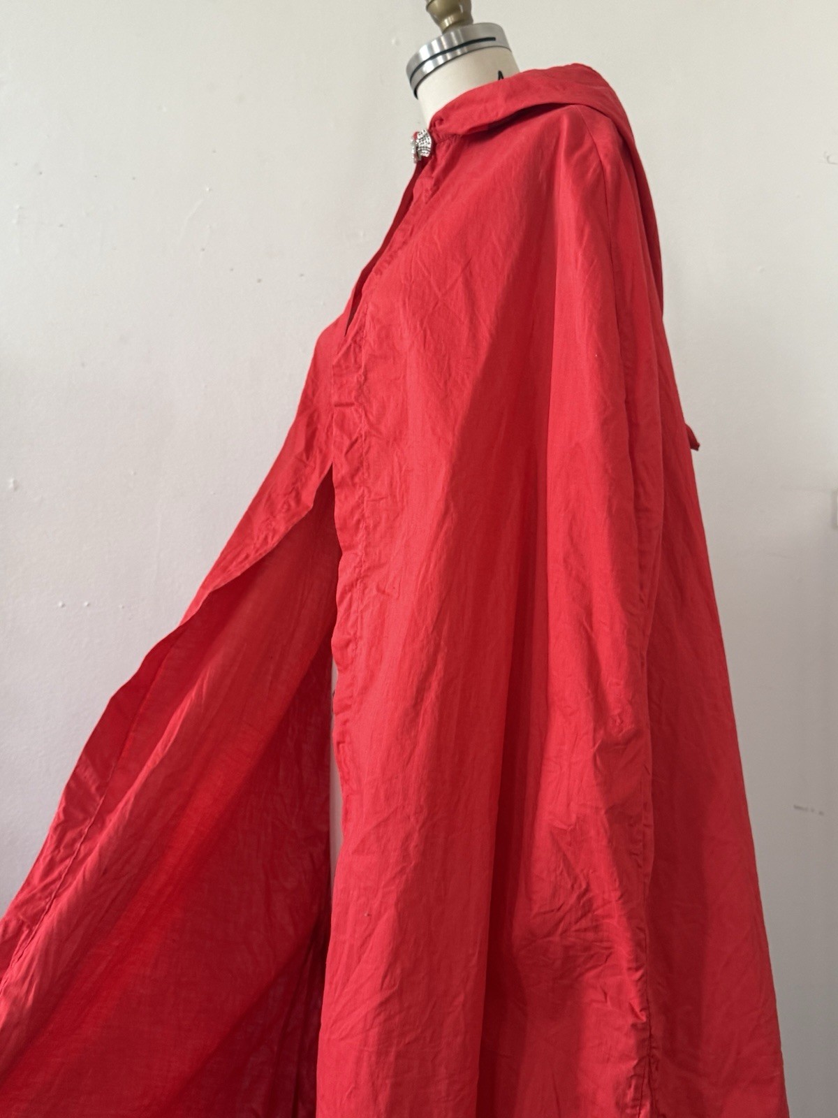 1930s Cherry Red Hooded Cape Pointed Hood Art Deco Rhinestone Clasp Fairy Tale