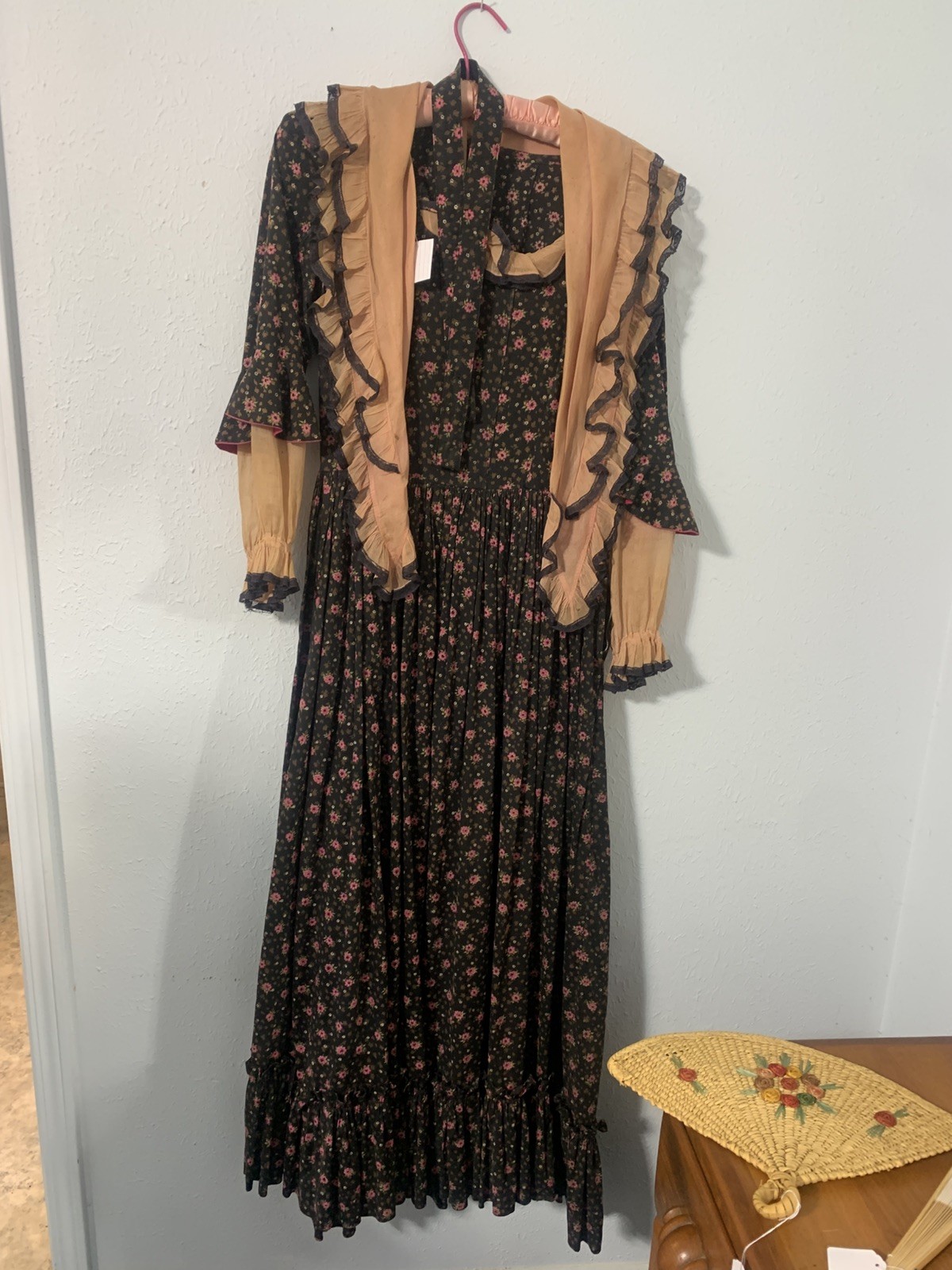 Vintage 1970’s Calico Print Floral Prairie Colonial Bustle Dress