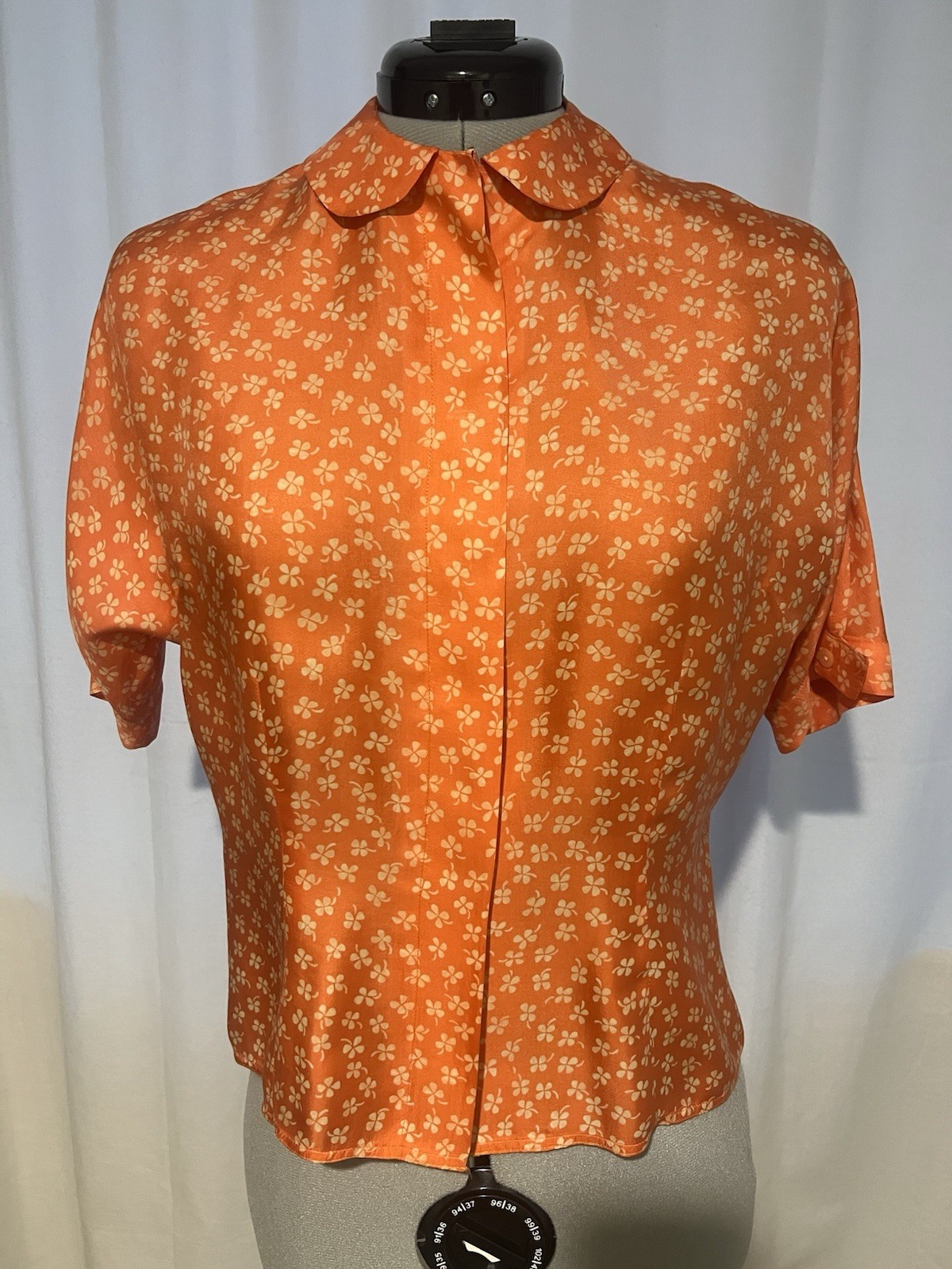 True Vintage 1950s Pure Silk Shamrock Orange Women’s Fitted Top Sz S/M Pinup.