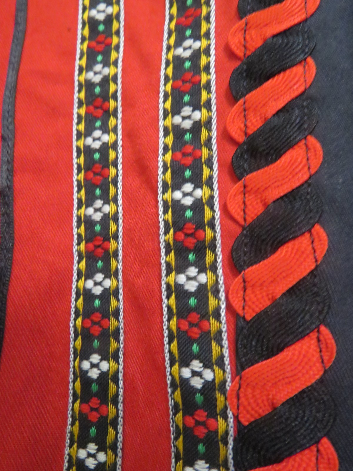 Folk Dress 70s Boho Black Floral Embroidered Long Leg Of Mutton Sleeve Sm/Md LNC