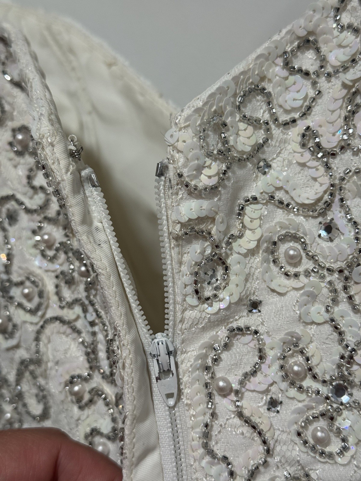 Vintage Mike Bennet White Beaded Stones Pearl Dress 34” Bust Y2K Prom Formal