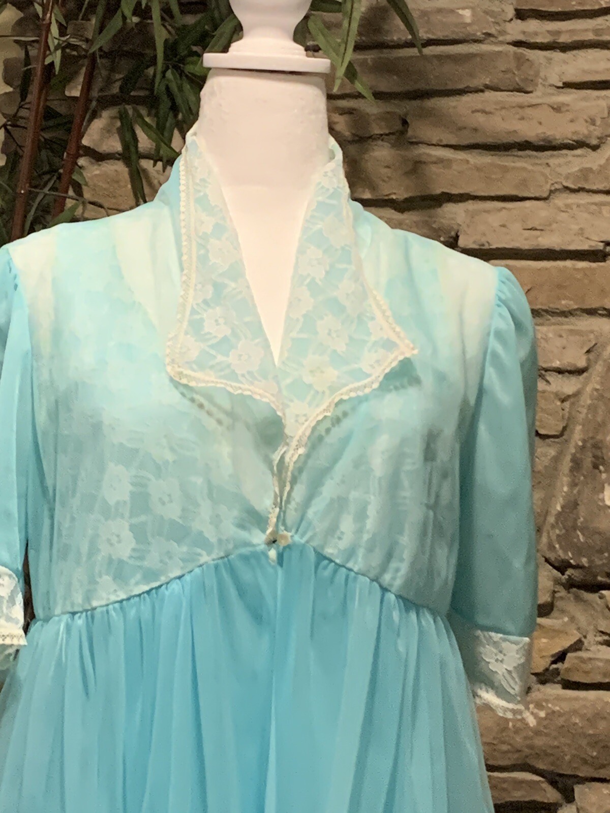 1970 Peignor Set Blue Vintage 70s Robe & Nightgown Silky Blue Nylon Lace (Q)