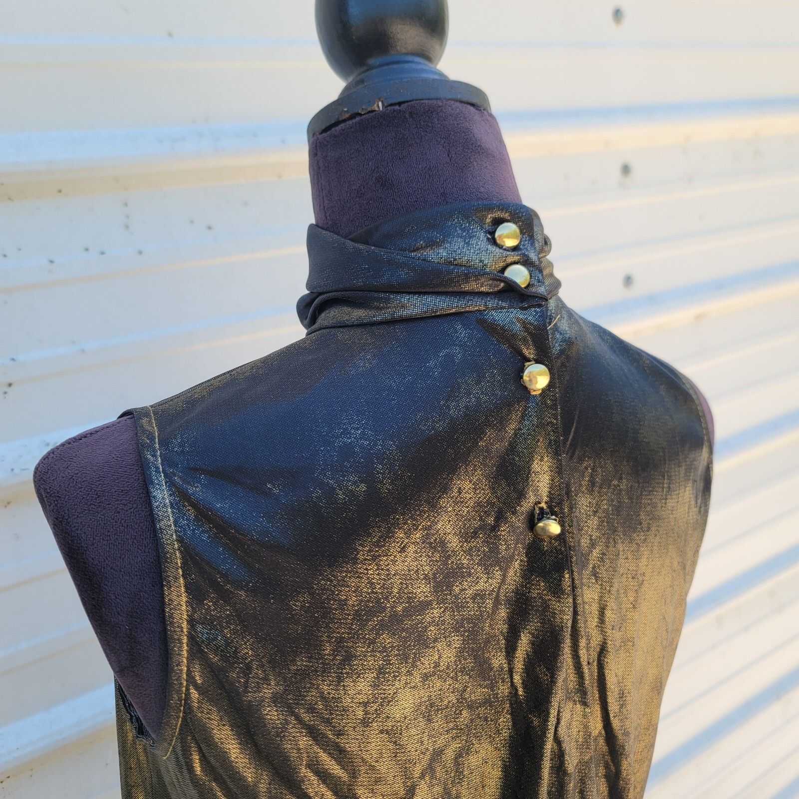 Vintage Anna Kriste Blouse Shirt – Size 10 Petite – Black Gold High Neck Shiny