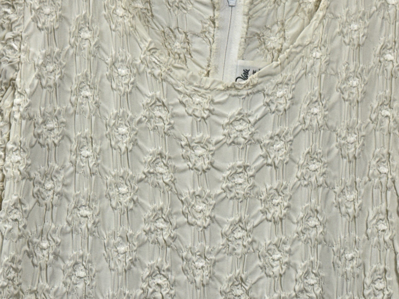 Jeffery & Dara P-12 Cream Short Sleeve Jumpsuit Textured Bodice Empire Waist EUC